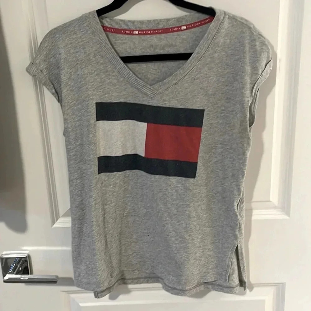Vintage Tommy shirt size medium